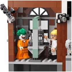 Конструктор Lego Arkham Asylum 70912