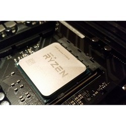 Процессор AMD Ryzen 7 Summit Ridge (1700X BOX)