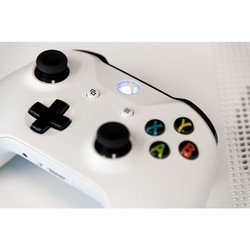 Игровая приставка Microsoft Xbox One S 500GB + Kinect