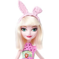 Кукла Ever After High Archery Club Bunny Blanc DVH81