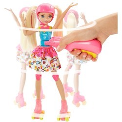 Кукла Barbie Video Game Hero Light-Up Skates Barbie DTW17