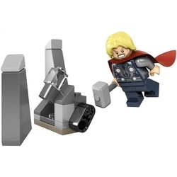 Конструктор Lego Thor and the Cosmic Cube 30163