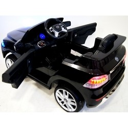 Детский электромобиль RiverToys Jaguar P111BP (черный)