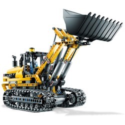 Конструктор Lego Motorized Excavator 8043