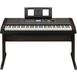 Цифровое пианино Yamaha DGX-650