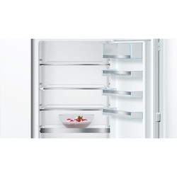 Встраиваемый холодильник Bosch KIS 86AF20