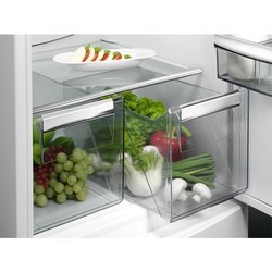 Встраиваемый холодильник AEG SCE 81811 LC