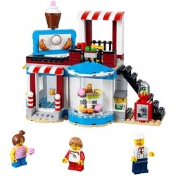 Конструктор Lego Modular Sweet Surprises 31077