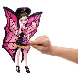 Кукла Monster High Ghoul to Bat Draculaura Transformation FNC17
