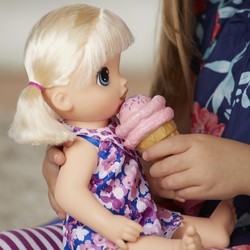Кукла Hasbro Magical Scoops Baby C1090