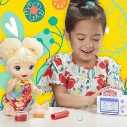 Кукла Hasbro Super Snacks Snackin Treats Baby E1947