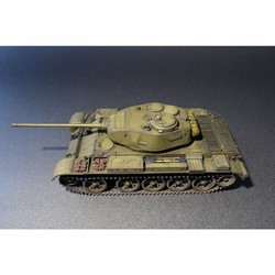 Сборная модель MiniArt T-44M Soviet Medium Tank (1:35)