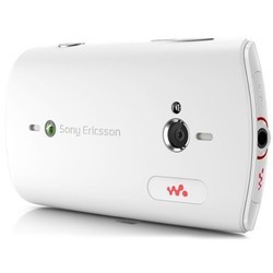 Мобильные телефоны Sony Ericsson Live with Walkman