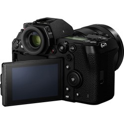 Фотоаппарат Panasonic DC-S1R kit