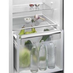 Встраиваемый холодильник AEG SKE 81821 DC