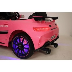 Детский электромобиль RiverToys Mercedes-Benz GT4 A007AA (розовый)
