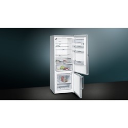 Холодильник Siemens KG56NHI20R
