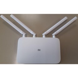 Wi-Fi адаптер Xiaomi Mi WiFi Router 4A Basic Edition