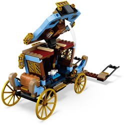 Конструктор Lego Beauxbatons Carriage: Arrival at Hogwarts 75958