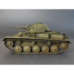 Сборная модель MiniArt T-70M Soviet Light Tank w/Crew (1:35)