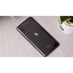 Мобильный телефон Vsmart Live 6GB/64GB (белый)