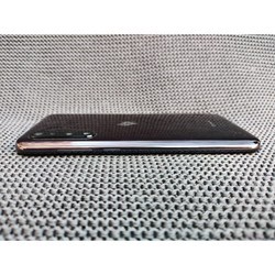 Мобильный телефон Vsmart Live 6GB/64GB (черный)