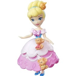 Кукла Hasbro Little Kingdom Zolushka B7158