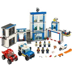 Конструктор Lego Police Station 60246