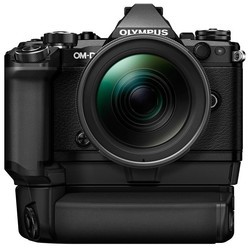 Фотоаппарат Olympus OM-D E-M5 II kit 12-200
