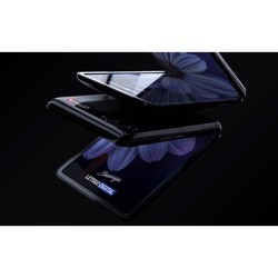 Мобильный телефон Samsung Galaxy Z Flip