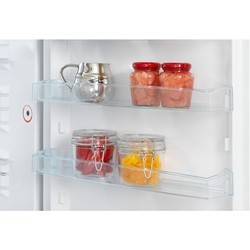 Холодильник Snaige RF27SM-P10022