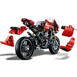 Конструктор Lego Ducati Panigale V4 R 42107