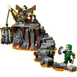 Конструктор Lego Journey to the Skull Dungeons 71717