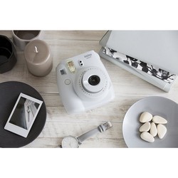 Фотокамеры моментальной печати Fuji Instax Mini 9