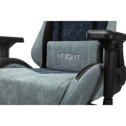 Компьютерное кресло Burokrat Viking 7 Knight (черный)