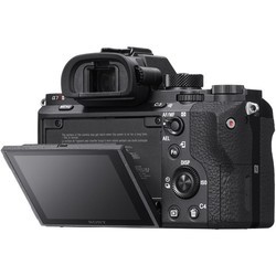 Фотоаппарат Sony A7r II kit 28-70