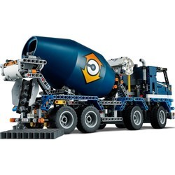 Конструктор Lego Concrete Mixer Truck 42112