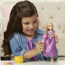 Кукла Hasbro Rapunzel Stamp and Style E0064
