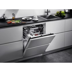 Встраиваемая посудомоечная машина AEG F SK83717 P