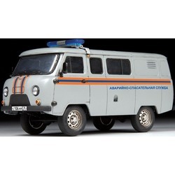 Сборная модель Zvezda Emergency Rescue Service UAZ 3909 (1:43)