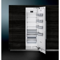 Встраиваемый холодильник Siemens CI 24RP02