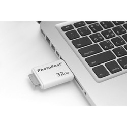 USB-флешки PhotoFast i-FlashDrive 8Gb