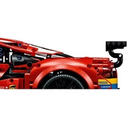 Конструктор Lego Ferrari 488 GTE AF Corse 51 42125