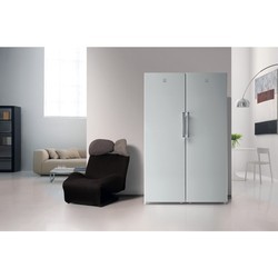 Холодильник Indesit SI 61 W
