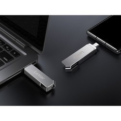 USB-флешка Lexar JumpDrive Dual Drive D30c