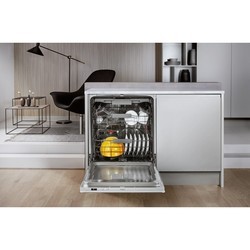 Встраиваемая посудомоечная машина Whirlpool WIC 3C23 PF