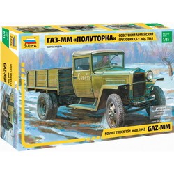 Сборная модель Zvezda Soviet Truck 1.5 T mod. 1943 GAZ-MM (1:35)