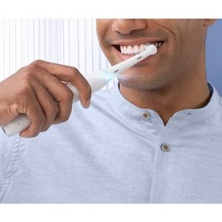 Электрическая зубная щетка Braun Oral-B iO Series 7N Duo