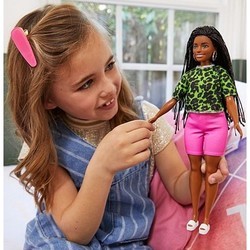Кукла Barbie Fashionistas GYB00