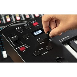 MIDI-клавиатура M-AUDIO Oxygen Pro 25